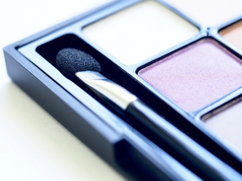 esthetique-ANTIBES-min_makeup-3093870